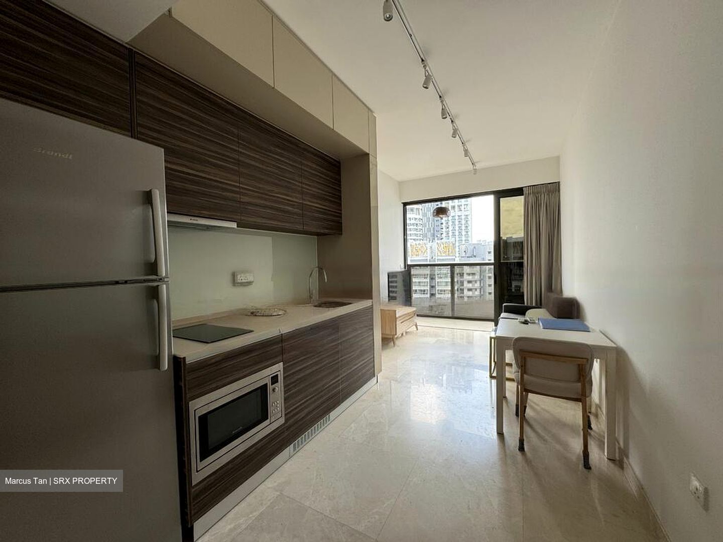 Commonwealth Towers (D3), Condominium #468364131